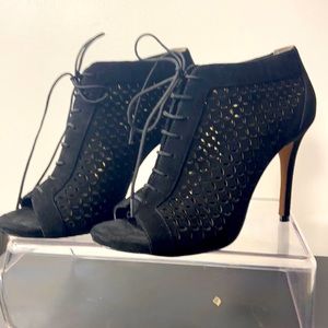 Pour La Victoire Swede Stiletto Bootie